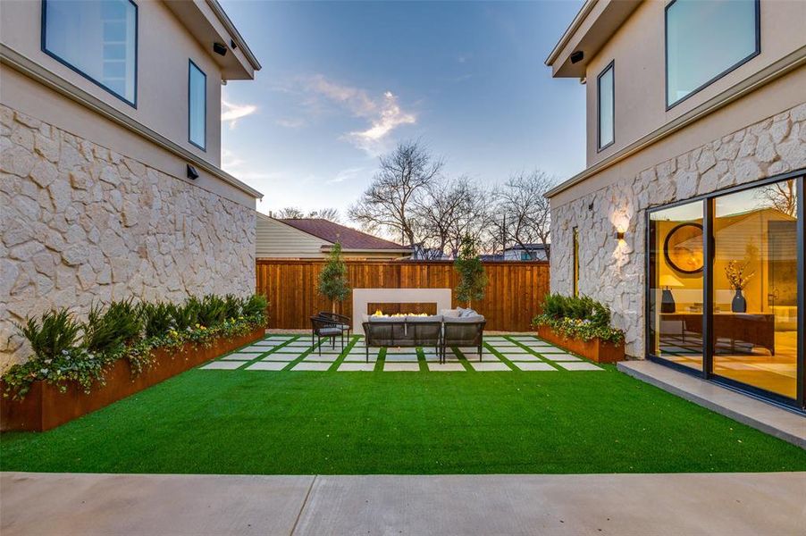 Exterior details and patio area of a home in , Dallas (Image 22).