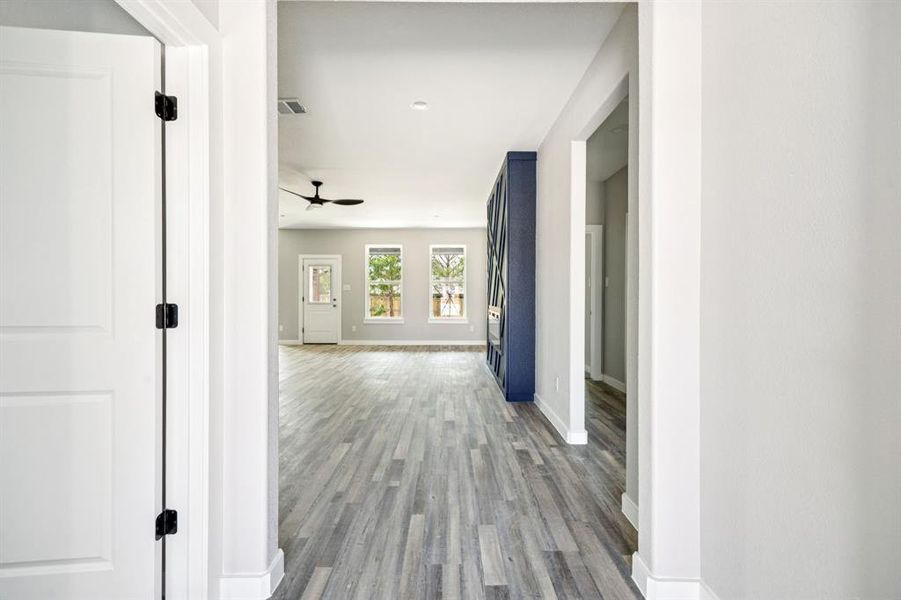 Furnished interior view inside a new home in , Glenn Heights (Image 16).