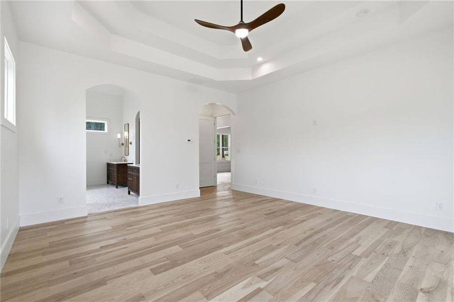 Spacious, unfurnished interior of a new home in , Newnan (Image 39). Spacious, unfurnished interior of a new home in , Newnan (Image 39).