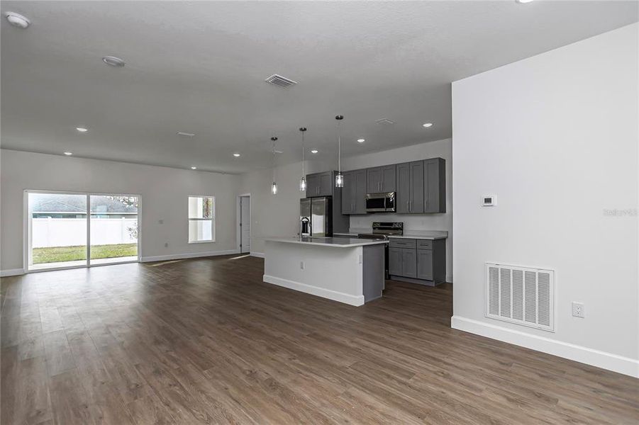 Image 33 of a home in .