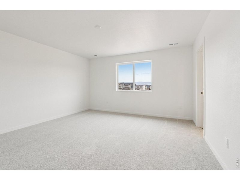 Spacious, unfurnished interior of a new home in Bloom, Fort Collins (Image 22). Spacious, unfurnished interior of a new home in Bloom, Fort Collins (Image 22).