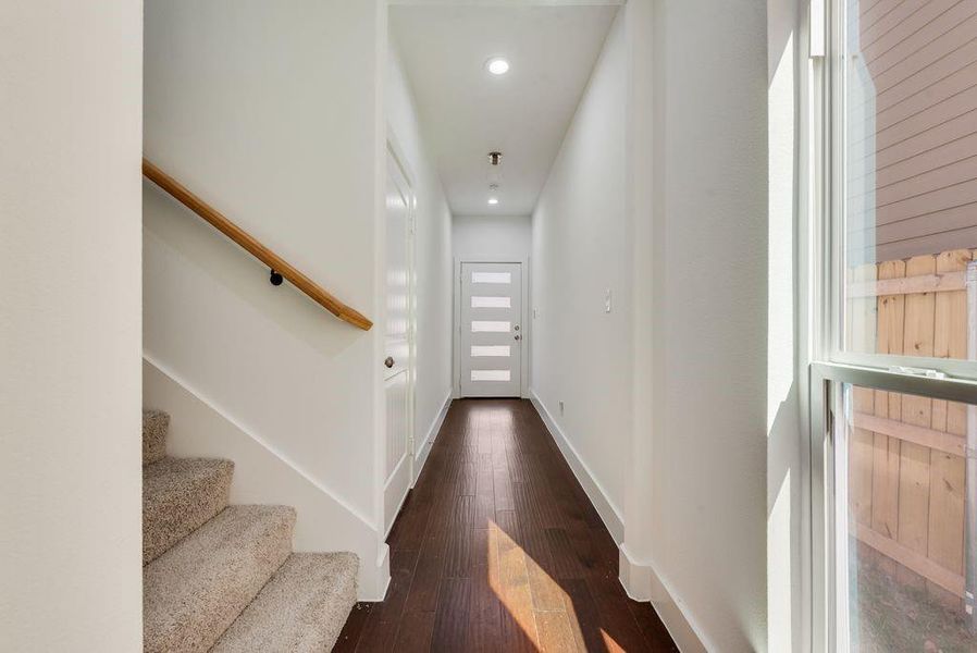Spacious, unfurnished interior of a new home in , Dallas (Image 15).