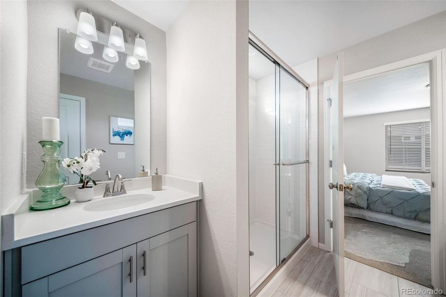 Furnished interior view inside a new home in , Aurora (Image 16).