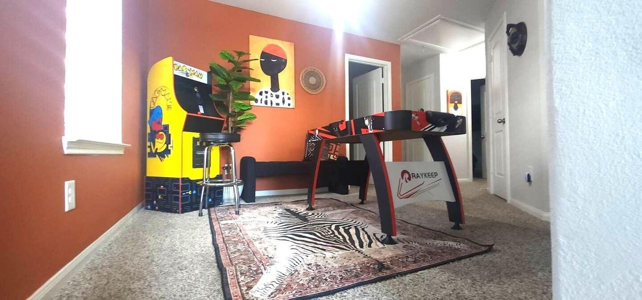 Image 34 of a home in Imperial Heights. Image 34 of a home in Imperial Heights.