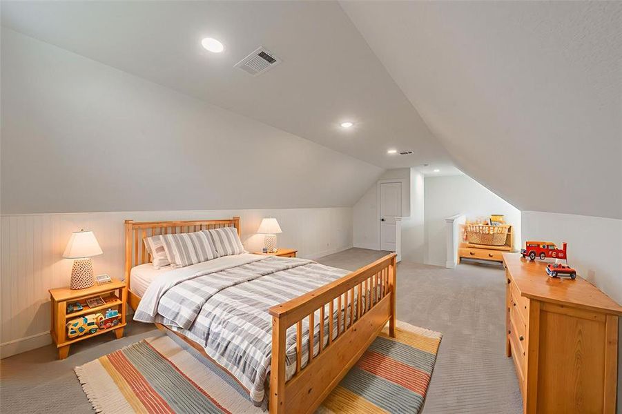 Furnished interior view inside a new home in , Chico (Image 29).