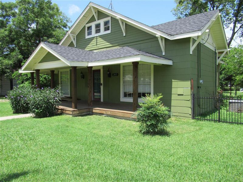 Exterior details and patio area of a home in , Caddo Mills (Image 3). Exterior details and patio area of a home in , Caddo Mills (Image 3).