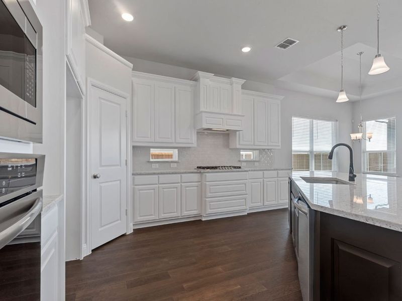 Representative furnished interior of a home built from the Weston by Landon Homes in East Village - Classic Series, Frisco (Image 9). Representative furnished interior of a home built from the Weston by Landon Homes in East Village - Classic Series, Frisco (Image 9).