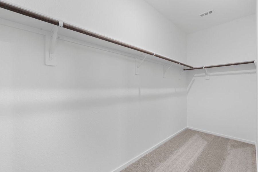 Spacious, unfurnished interior of a new home in Mavera, Conroe (Image 15).