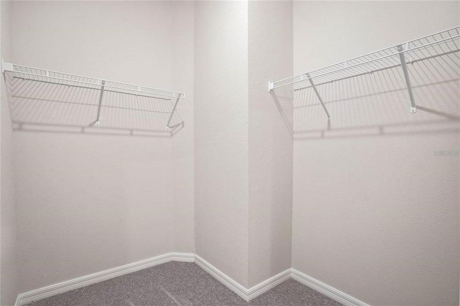 Spacious, unfurnished interior of a new home in Watermark, Cocoa (Image 16).