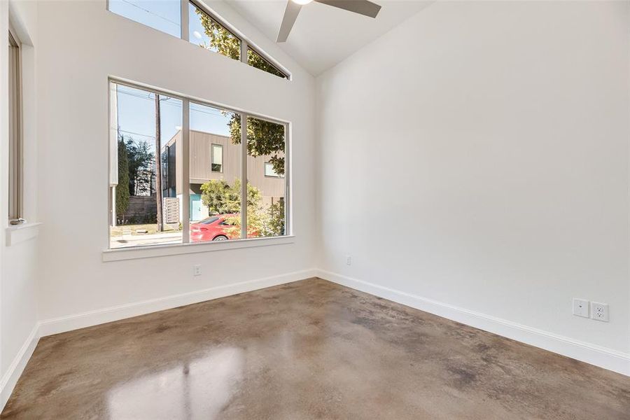 Spacious, unfurnished interior of a new home in , Dallas (Image 31).