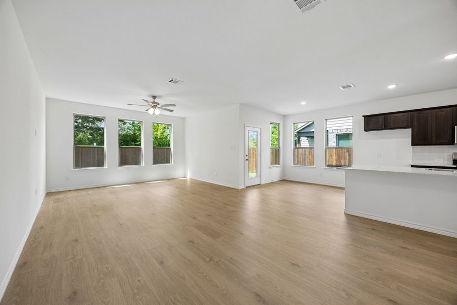 Spacious, unfurnished interior of a new home in Eagle Cove, Denton (Image 20). Spacious, unfurnished interior of a new home in Eagle Cove, Denton (Image 20).