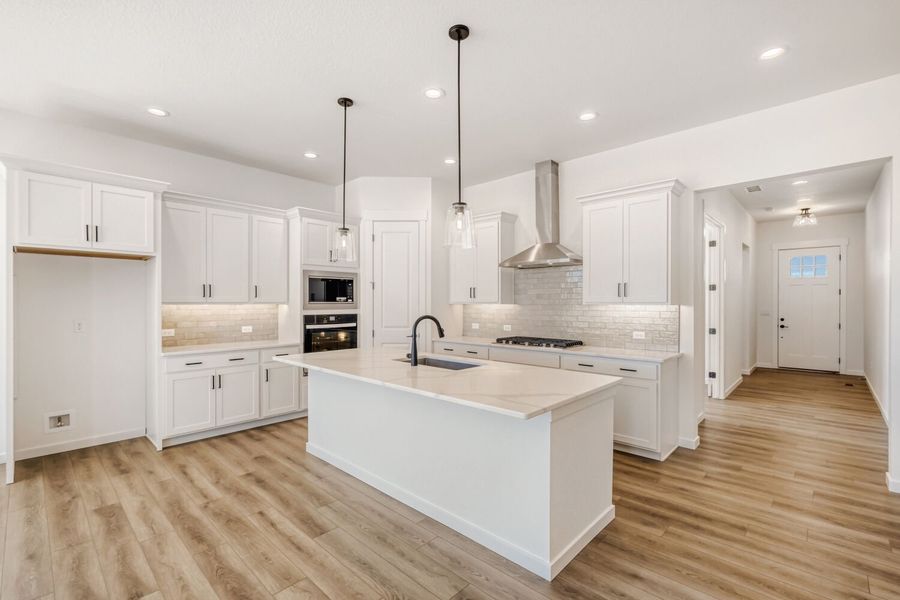 8777 San Diego - Kitchen