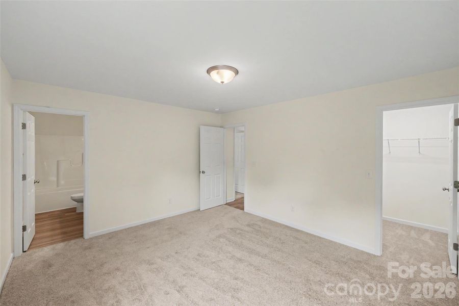 Spacious, unfurnished interior of a new home in , Rock Hill (Image 27). Spacious, unfurnished interior of a new home in , Rock Hill (Image 27).