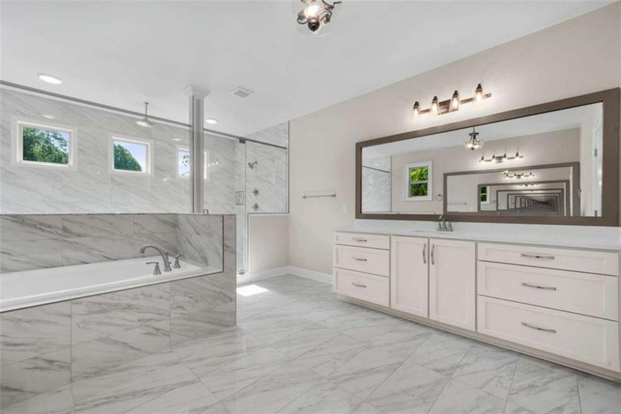 Furnished interior view inside a new home in , Conyers (Image 12).