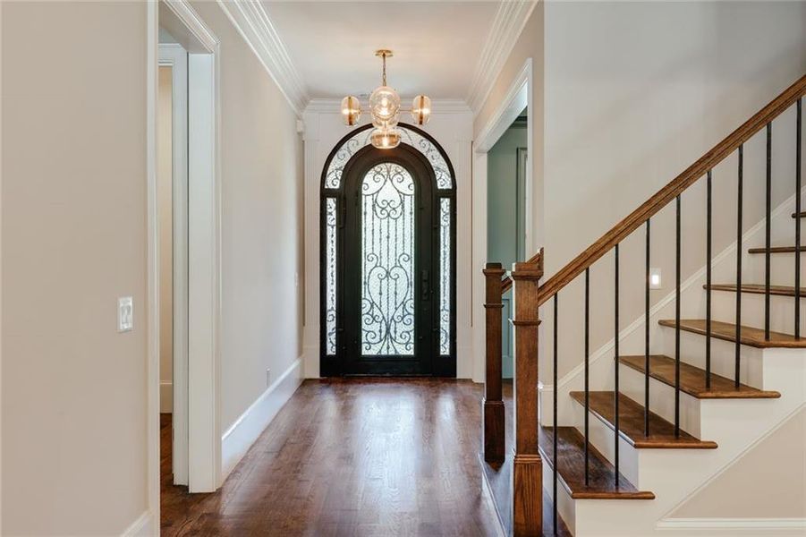 Spacious, unfurnished interior of a new home in , Athens (Image 69).