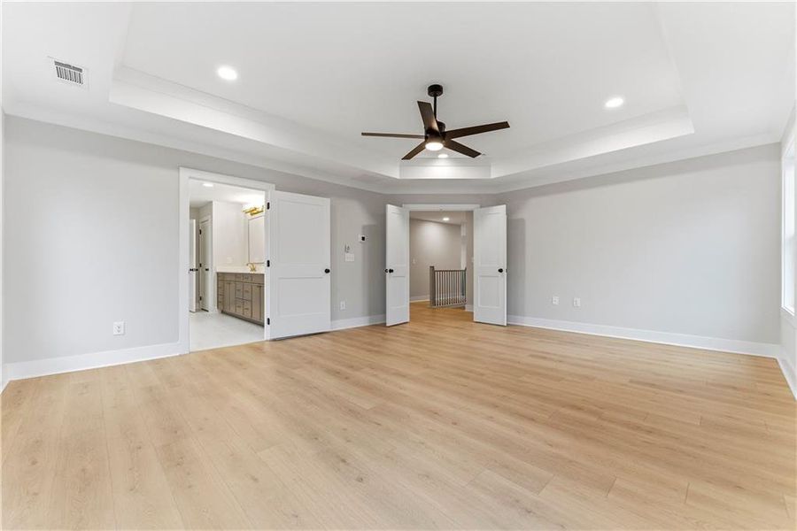 Spacious, unfurnished interior of a new home in Sterlington, Canton (Image 22).