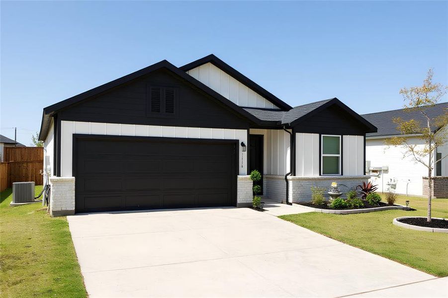 Front exterior of a new home in , Fort Worth, TX, highlighting curb appeal (Image 28). Front exterior of a new home in , Fort Worth, TX, highlighting curb appeal (Image 28).