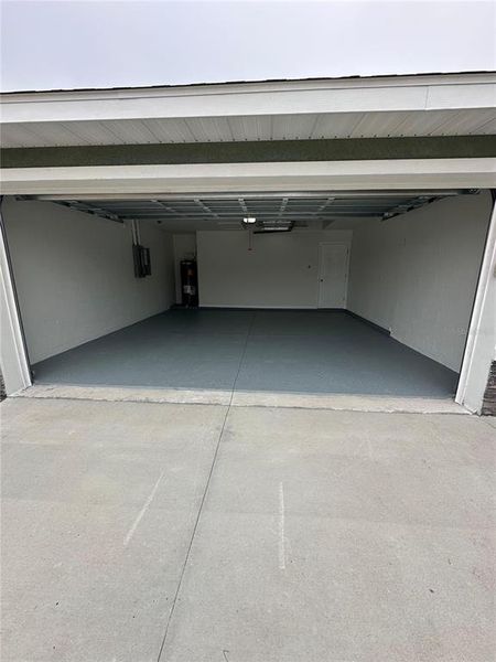 Exterior details and patio area of a home in , Ocala (Image 12).