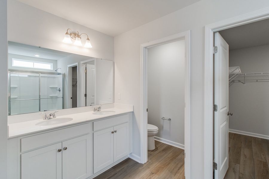Furnished interior view inside a new home in Winston Point, Gilbert (Image 8).