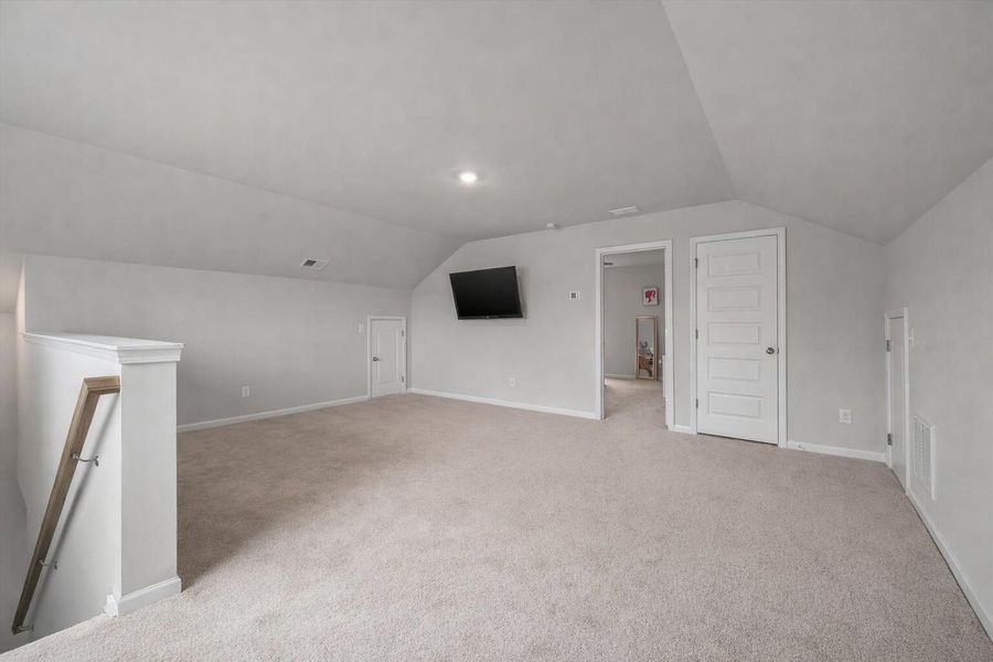 Spacious, unfurnished interior of a new home in Limehouse Village: Arbor Series, Summerville (Image 22). Spacious, unfurnished interior of a new home in Limehouse Village: Arbor Series, Summerville (Image 22).