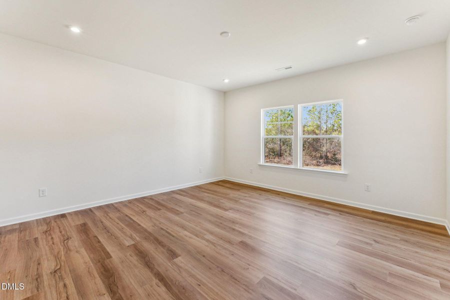 13-web-or-mls-DSC04717 13-web-or-mls-DSC04717