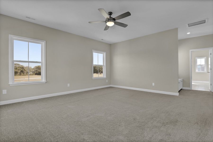 Spacious, unfurnished interior of a new home in East Wynd, Hampstead (Image 24).