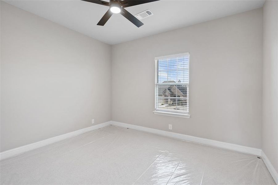 Spacious, unfurnished interior of a new home in Estates at Baker Park, Sherman (Image 33).
