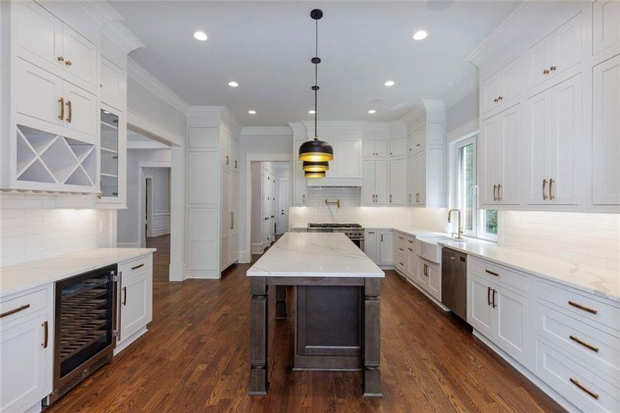 Furnished interior view inside a new home in , Roswell (Image 16).