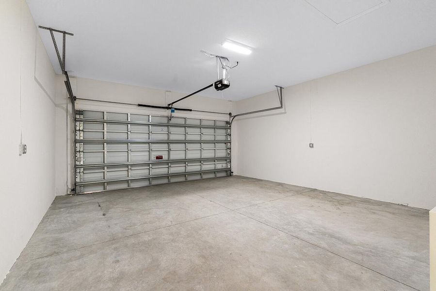 9055-103rd-Ave-HigMedia-041-1280