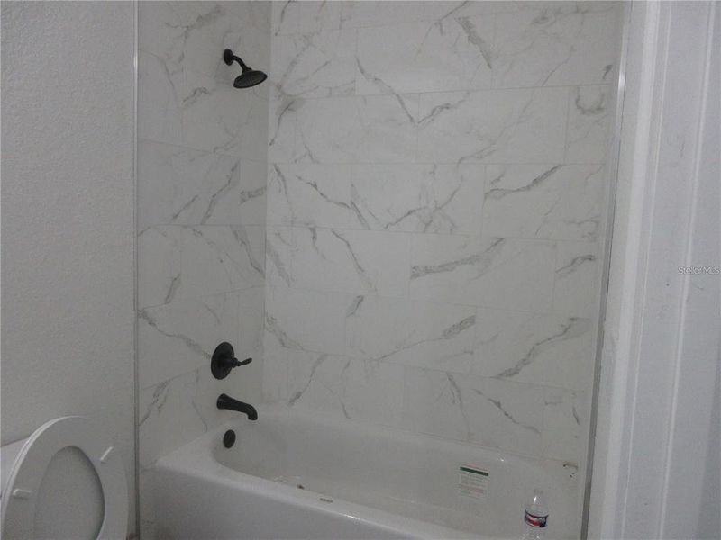 Close-up of interior finishes inside a home in , Ocklawaha (Image 7).