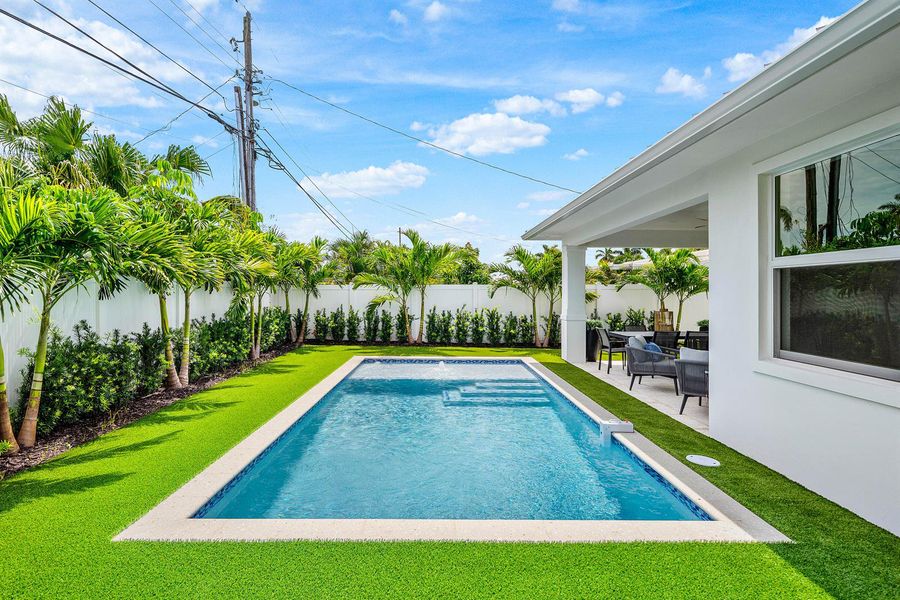 048-1101Southwest13thDrive-BocaRaton-FL-