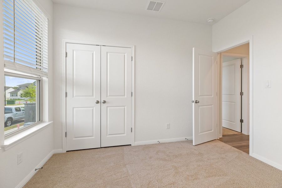 Spacious, unfurnished interior of a new home in Sage Hollow, Kyle (Image 22). Spacious, unfurnished interior of a new home in Sage Hollow, Kyle (Image 22).