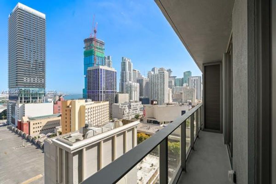 Condo located in Miami, FL showcasing its design and architecture (Image 1). Condo located in Miami, FL showcasing its design and architecture (Image 1).