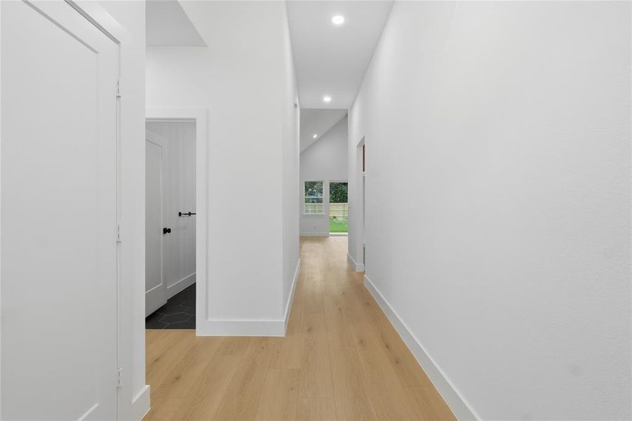 Spacious, unfurnished interior of a new home in , Dallas (Image 17).