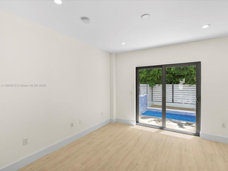 Spacious, unfurnished interior of a new home in , Miami Beach (Image 35). Spacious, unfurnished interior of a new home in , Miami Beach (Image 35).