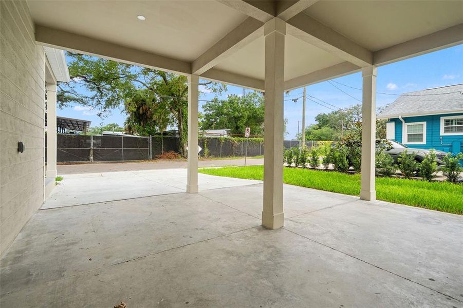 Exterior details and patio area of a home in , Tampa (Image 36).