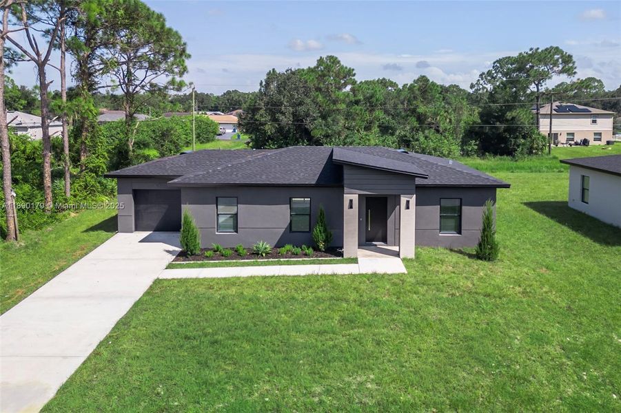 Image 32 of a home in . Image 32 of a home in .