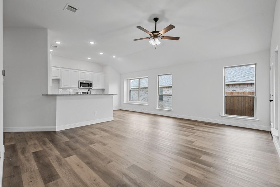 Representative unfurnished interior of a home built from the Sherwood by Cheldan Homes in Sunset Ridge, Keene (Image 66). Representative unfurnished interior of a home built from the Sherwood by Cheldan Homes in Sunset Ridge, Keene (Image 66).