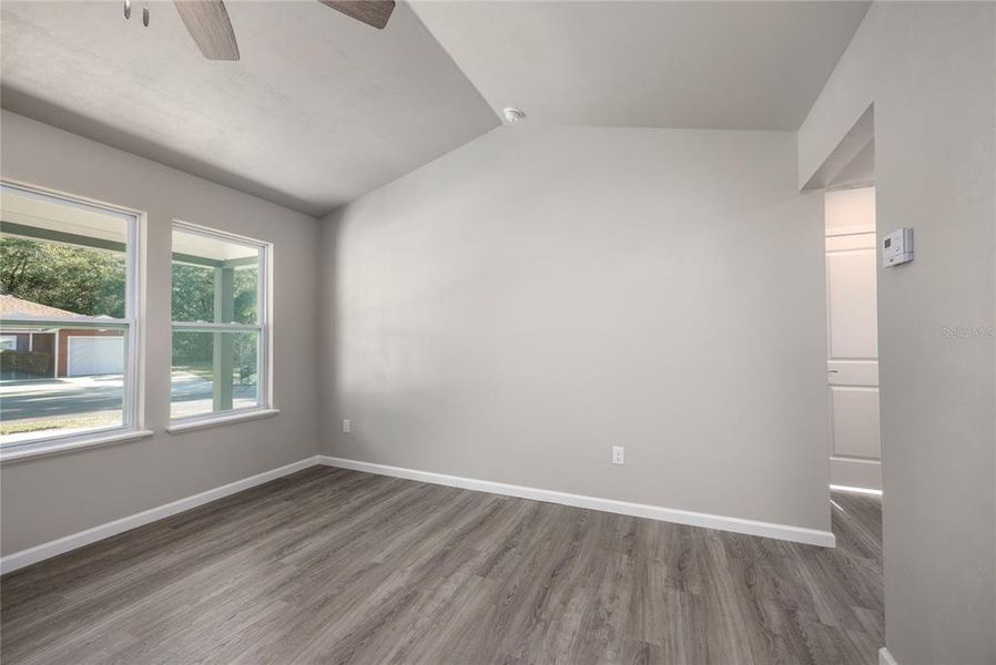 Spacious, unfurnished interior of a new home in , Gainesville (Image 26).