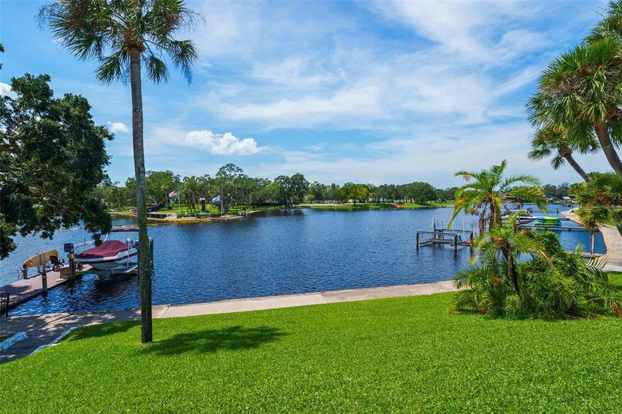 Natural landscape and outdoor views near in Tarpon Springs (Image 39). Natural landscape and outdoor views near in Tarpon Springs (Image 39).