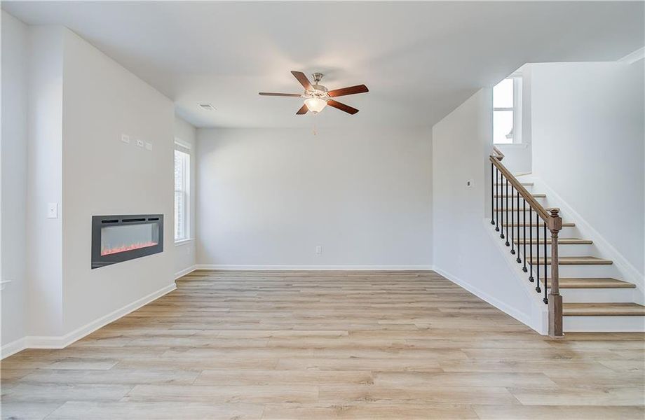 Spacious, unfurnished interior of a new home in Bowers Farm, McDonough (Image 14).