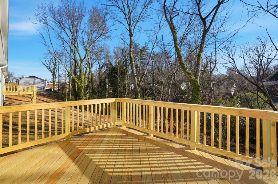 Exterior details and patio area of a home in , Statesville (Image 24).