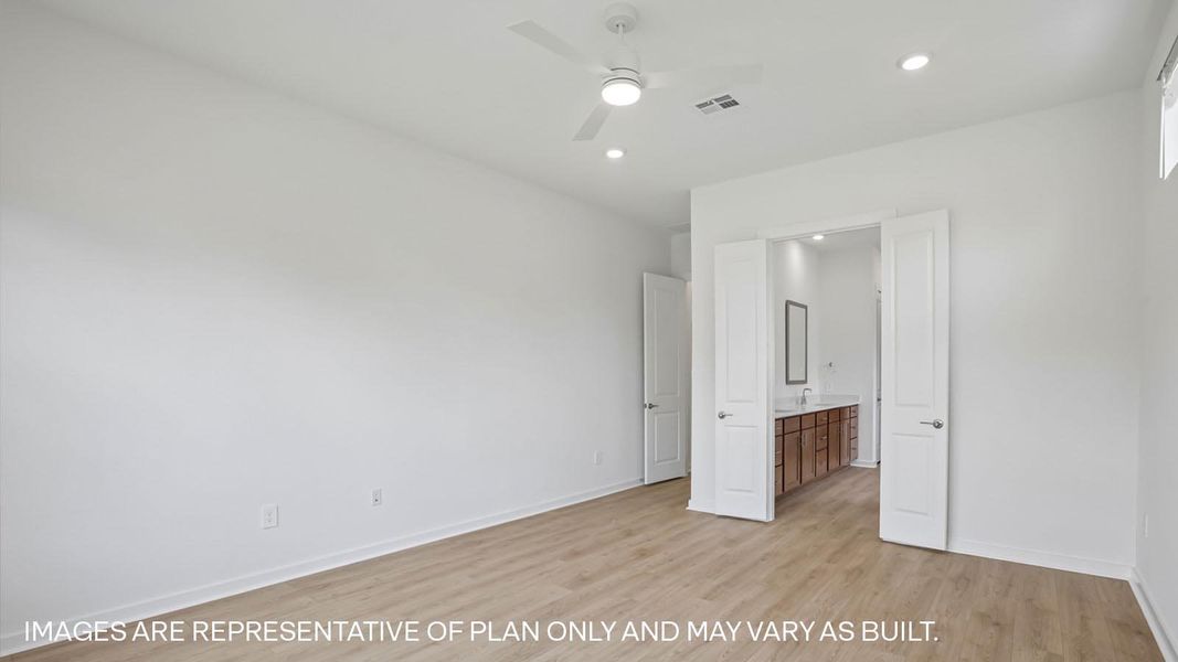 Spacious, unfurnished interior of a new home in The Enclave at Bar W Ranch, Leander (Image 28). Spacious, unfurnished interior of a new home in The Enclave at Bar W Ranch, Leander (Image 28).