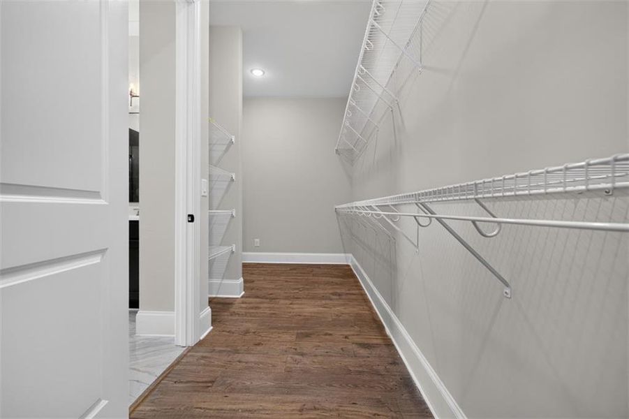 Spacious, unfurnished interior of a new home in , Flowery Branch (Image 78).