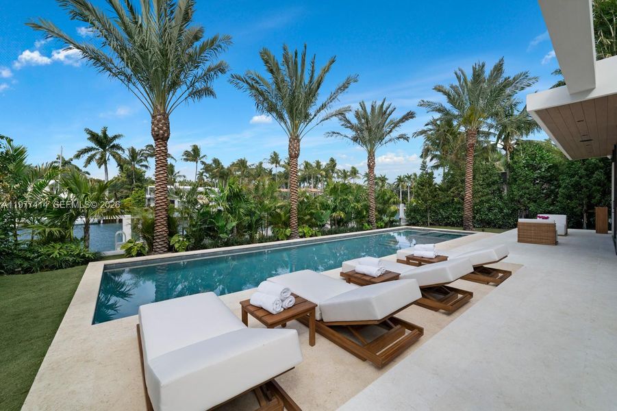 Exterior details and patio area of a home in , Miami Beach (Image 13).