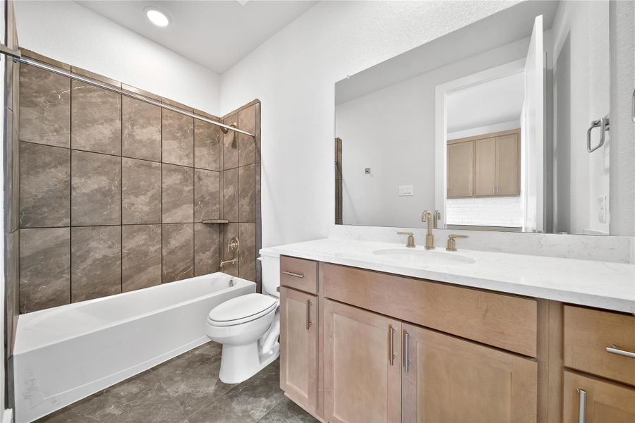 Furnished interior view inside a new home in Lago Pointe, Seabrook (Image 4).