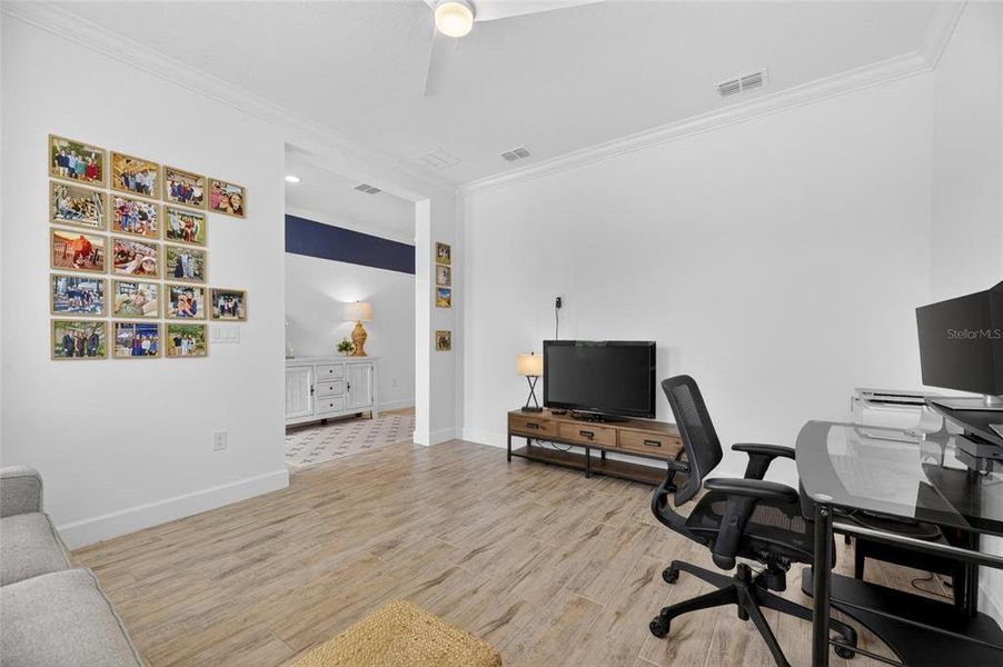 Furnished interior view inside a new home in , Apollo Beach (Image 46).