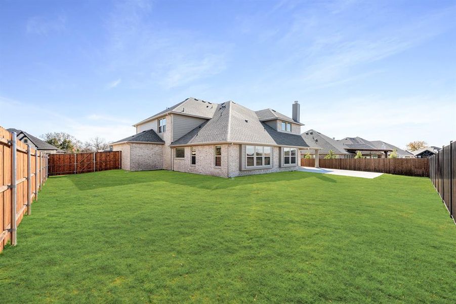 Exterior details and patio area of a home in Hayes Crossing, Midlothian (Image 27). Exterior details and patio area of a home in Hayes Crossing, Midlothian (Image 27).