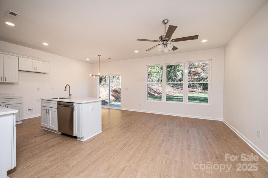 Spacious, unfurnished interior of a new home in , Hickory (Image 10).