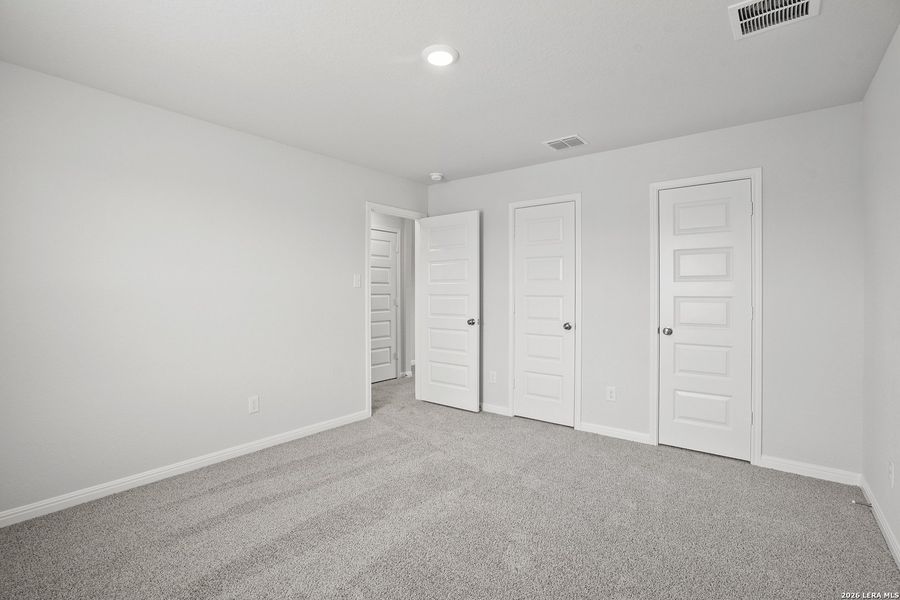 Spacious, unfurnished interior of a new home in Cinco Lakes, San Antonio (Image 22). Spacious, unfurnished interior of a new home in Cinco Lakes, San Antonio (Image 22).